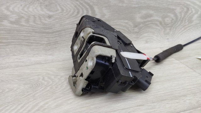 FORD AE8A5421813CH Замок водительской двери в наличии Каменское