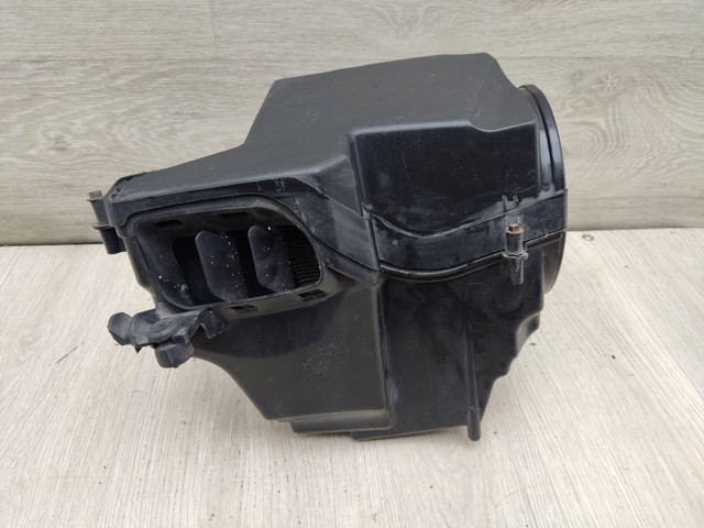 Корпус воздушного фильтра AV619600BG FORD