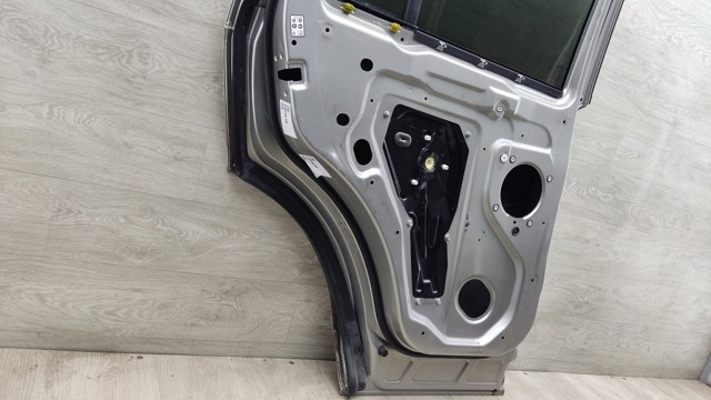 LAND ROVER BFA790090 Дверь задняя левая в наличии Черновцы