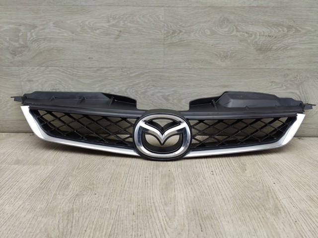 Решетка радиатора C23550711 MAZDA
