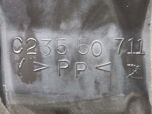 MAZDA C23550711 Решетка радиатора в наличии Украина