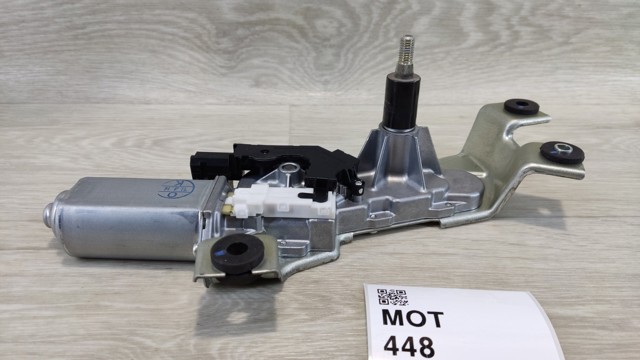 DLB500014 LAND ROVER Моторчик заднего дворника купить в Николаев