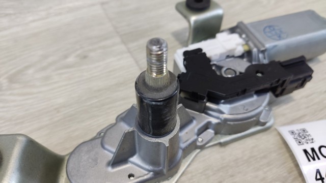 LAND ROVER DLB500014 Моторчик заднего дворника в наличии Запорожье