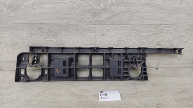 Шина бампера заднего DXF500021 LAND ROVER
