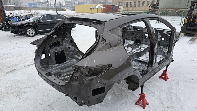 NISSAN F41215DAHA Арка крыла переднего левого в наличии Полтава