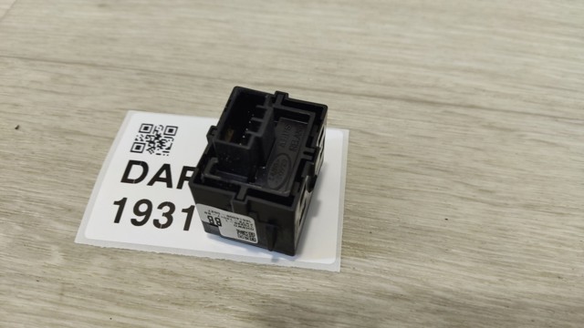 LAND ROVER FK7214017BB в наличии Запорожье