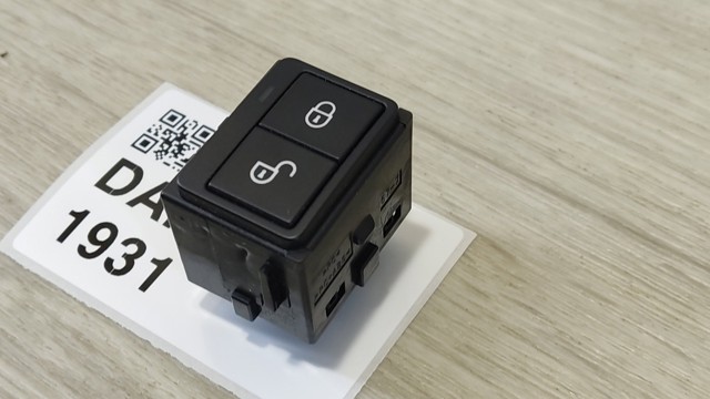 LAND ROVER FK7214017BB в наличии Львов