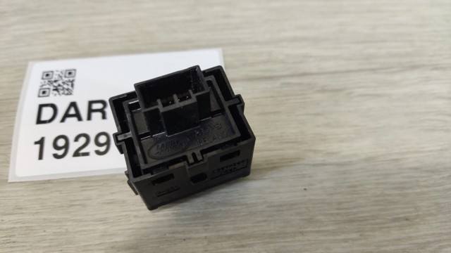 LAND ROVER FK7214017DA в наличии Винница