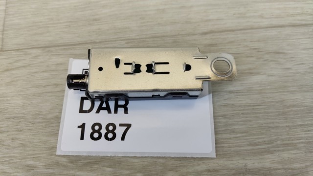 FW9318K942AB LAND ROVER купить в Ужгород