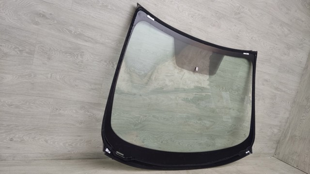 G27006MA0A NISSAN Лобовое стекло купить в Киев