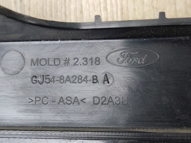 GJ548A284BA FORD Кронштейн решетки радиатора купить в Днепр