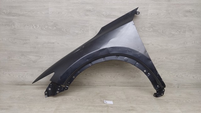 Переднее левое крыло KB7W52211 MAZDA