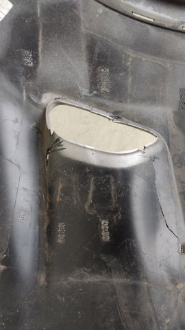 Бампер на авто Ford Escape III