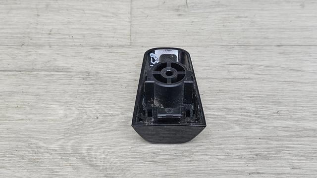 LR025406 LAND ROVER Крышка ручки наружной двери передней левой купить в Запорожье