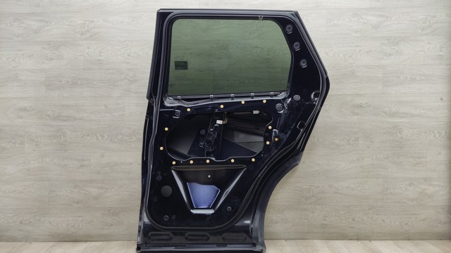 LR061284 LAND ROVER Дверь задняя правая купить в Черновцы