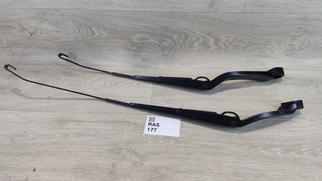 Дворник стеклоочистителя LR064425 LAND ROVER