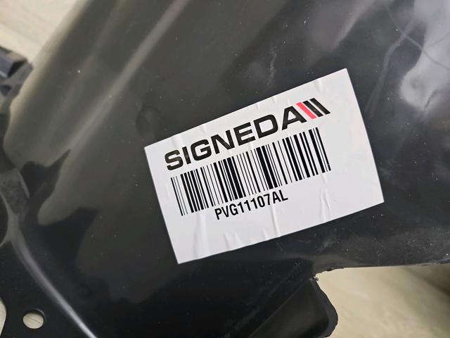 SIGNEDA PVG11107AL Подкрылок передний левый в наличии Каменское