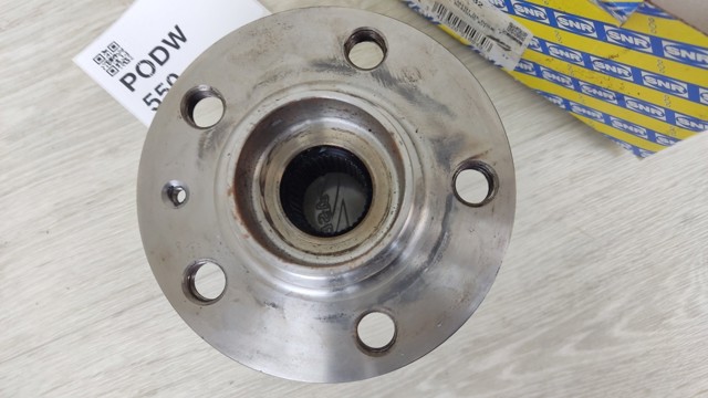 SNR R15732 Передняя ступица в наличии Кривой Рог