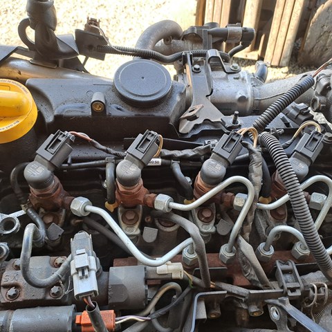 Топливные форсунки 8200380253 RENAULT