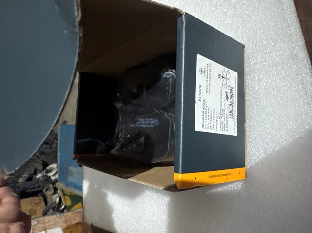 DENCKERMANN B110909 Передние тормозные колодки в наличии Днепр