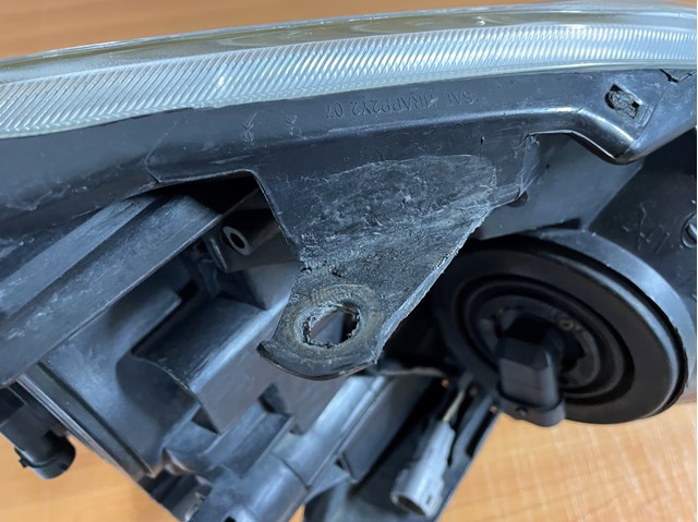 8117047520 TOYOTA Фара левая купить в Киев