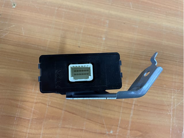 8657247110 TOYOTA купить в Запорожье