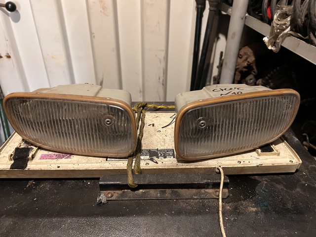 Правая противотуманная фара 55155136AC CHRYSLER