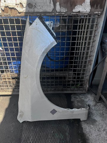 Переднее правое крыло 57120FG0009P SUBARU