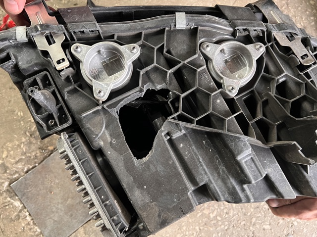 BMW 63117466115 Фара левая в наличии Ровно