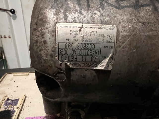 SUBARU 73111FE040 Компрессор кондиционера в наличии Киев