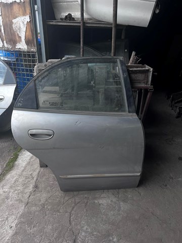 Задняя правая дверь 96348238 GM