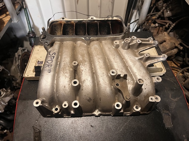 Впускной коллектор MD349931 MITSUBISHI