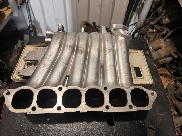 MITSUBISHI MD349931 Коллектор впускной в наличии Николаев
