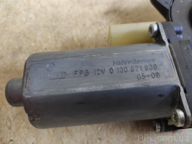 0130821939 FORD Мотор стеклоподъемника двери передней правой купить в Чернигов