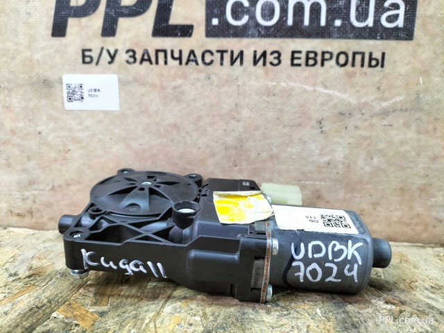 0130822733 Мотор стеклоподъемника двери передней правой купить Запорожье