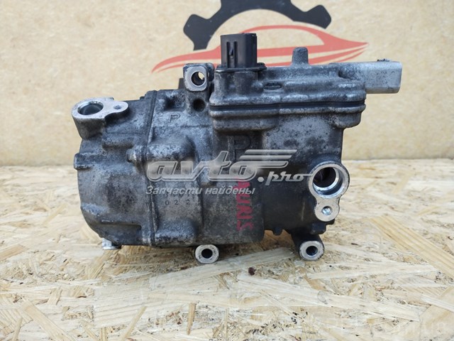 Компрессор системы кондиционирования 0422000212 TOYOTA