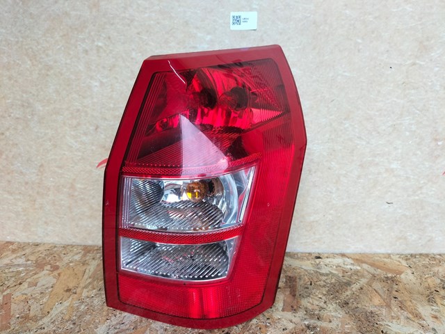 Фонарь задний правый 04805966AH CHRYSLER