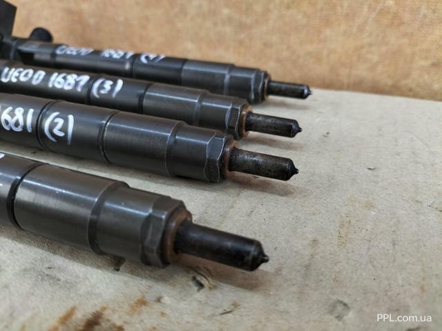 VAG 04L130277D Топливные форсунки в наличии Ужгород