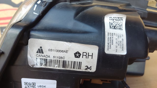 Правая блок фара 05113336AE CHRYSLER