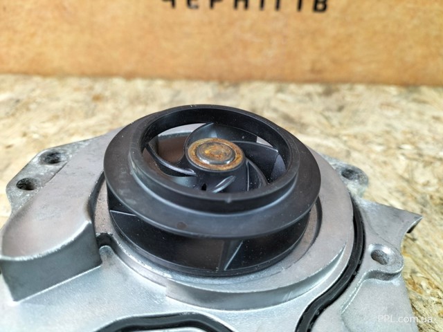 06L121012L VAG Помпа купить в Ужгород