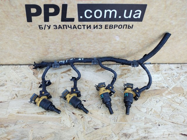 Топливные форсунки 0K30E13250 HYUNDAI
