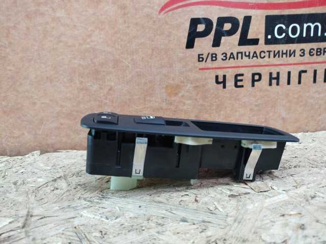 CHRYSLER 10049628 в наличии Хмельницкий