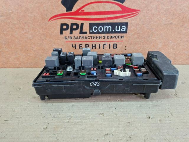 Монтажный блок 13255300 GM
