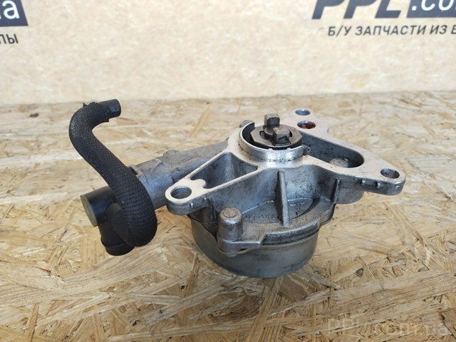 146502018R RENAULT Насос вакуумный купить в Черновцы