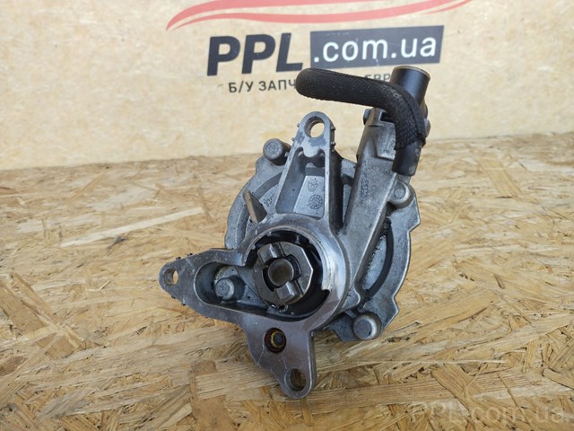 146502018R RENAULT Насос вакуумный купить в Житомир