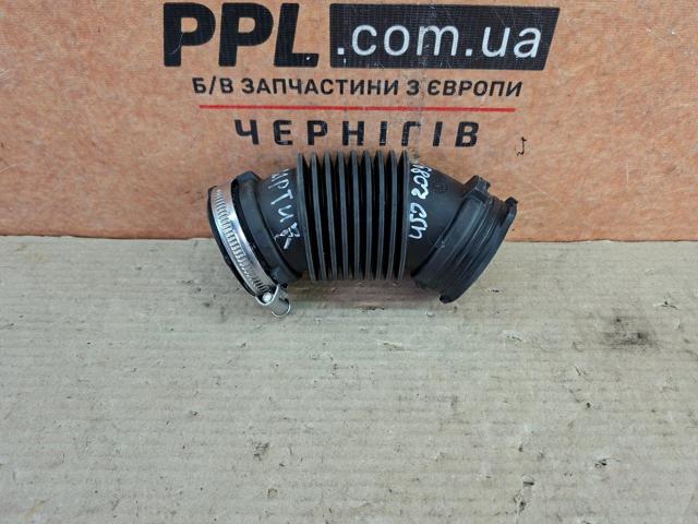 RENAULT 165750995R Выпускной патрубок воздушного фильтра в наличии Киев