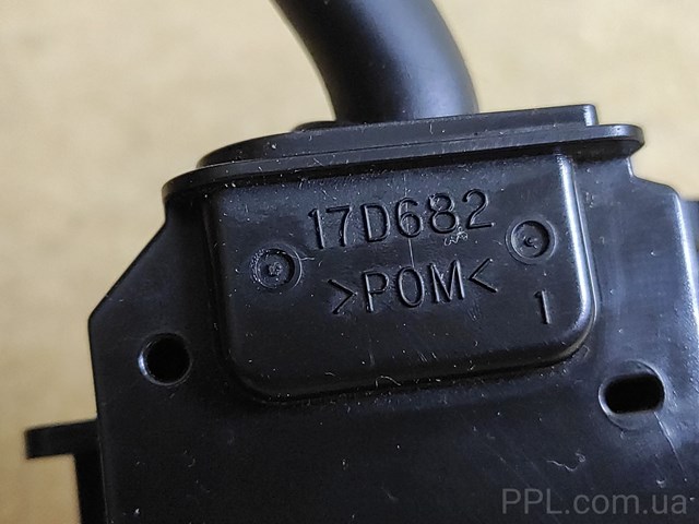 17D682 MAZDA Подрулевой переключатель купить в Житомир
