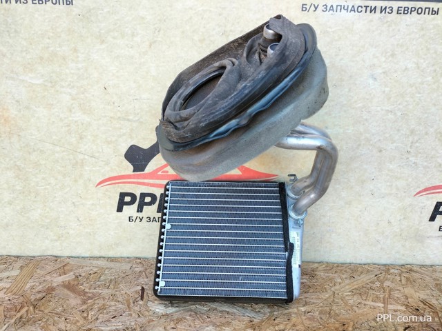 Радиатор печки Audi A3