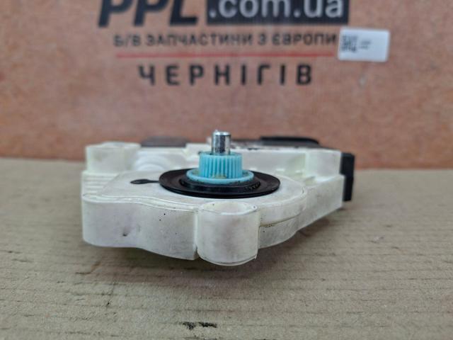 1K0959702P VAG Мотор стеклоподъемника двери передней правой купить в Хмельницкий
