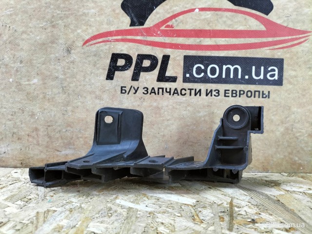 1P0807377 VAG Кронштейн бампера заднего левый купить в Ужгород